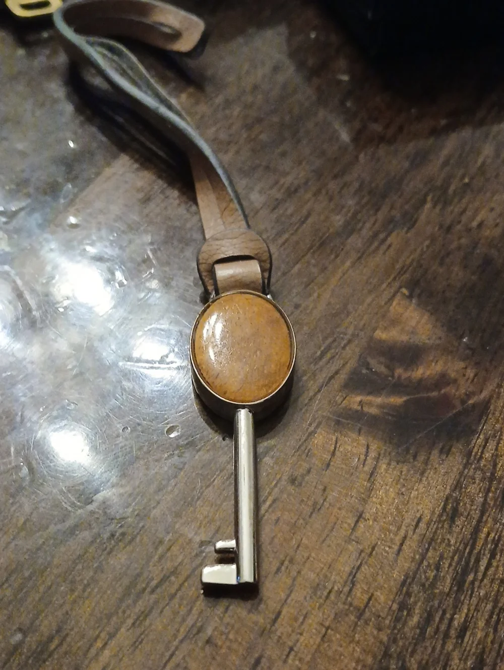Fossil Leather Key Pendant Necklace in Brown Vintage